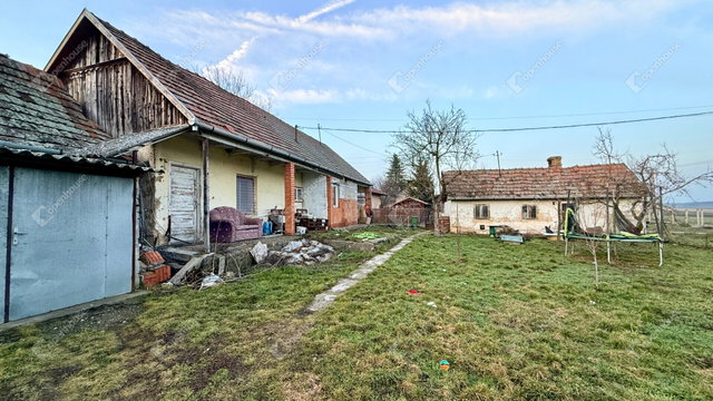 Eladó családi ház, Pándon 19.9 M Ft, 3 szobás