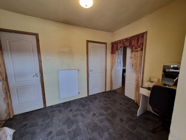 Eladó családi ház, Pilisen, Csendes utcában 31.9 M Ft, 1 szobás