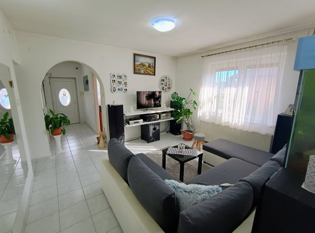 Eladó családi ház, Debrecenben 109.99 M Ft, 1+3 szobás