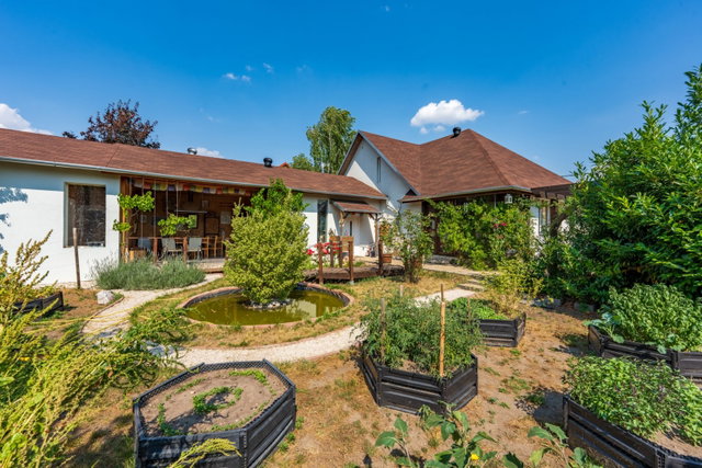 Eladó családi ház, Szigethalmon 131 M Ft, 5 szobás
