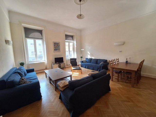 Eladó téglalakás, Budapesten, VI. kerületben, Teréz körúton