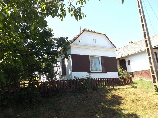 Eladó nyaraló, Rigyácon 3.6 M Ft, 2 szobás