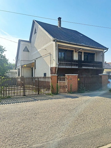 Eladó családi ház, Újfehértón 47 M Ft, 3+1 szobás