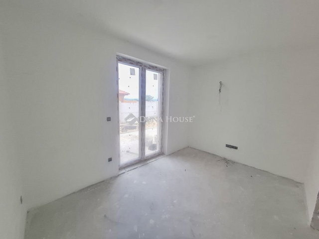 Eladó ikerház, Fóton 124 M Ft, 4 szobás / költözzbe.hu