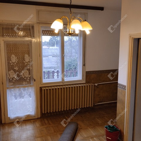 Eladó családi ház, Celldömölkön 59.99 M Ft, 4 szobás