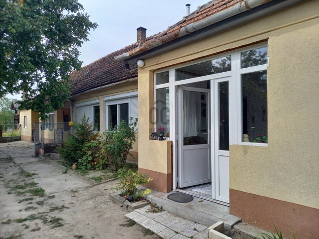 Eladó családi ház, Madarason 12.8 M Ft, 3 szobás