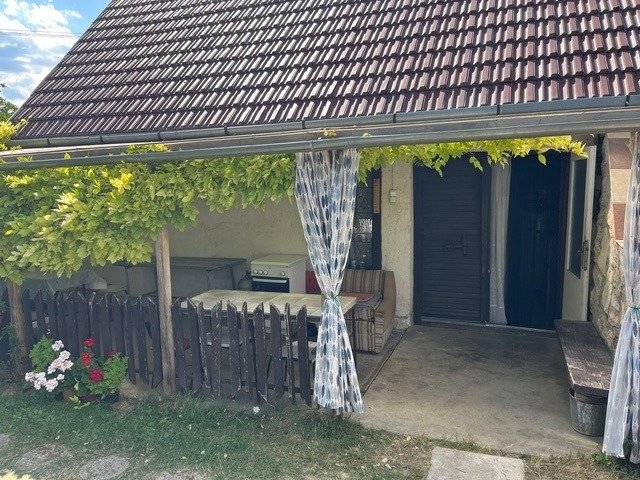 Eladó mezogazdasagi ingatlan, Pécselyen 49.9 M Ft