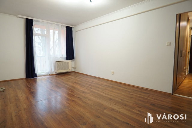 Eladó téglalakás, Nagykanizsán 34.9 M Ft, 2 szobás