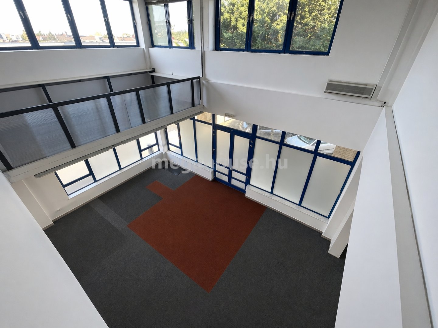487m² · 1.422.000 ft