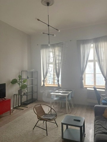 Kiadó téglalakás, albérlet, Budapesten, VI. kerületben
