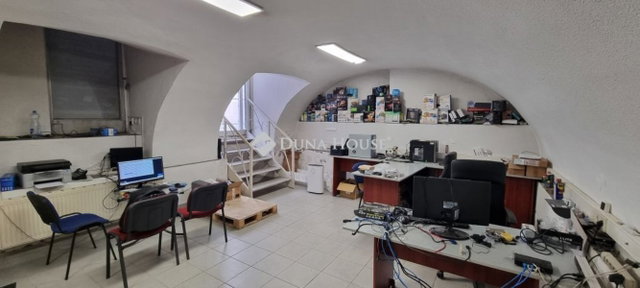 Eladó üzlethelyiség, Kecskeméten 35 M Ft / költözzbe.hu