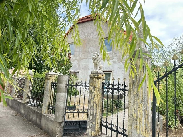 Eladó családi ház, Nagykőrösön 49.9 M Ft, 6 szobás
