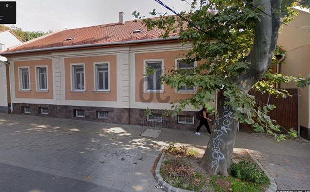 Eladó családi ház, Székesfehérvárott, Martinovics utcában