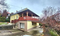 Eladó családi ház, Szentendrén 159 M Ft, 6 szobás