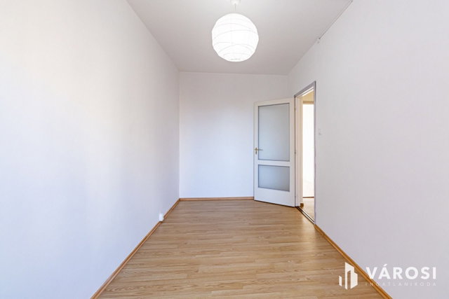 Eladó panellakás, Budapesten, XV. kerületben 71.5 M Ft, 3 szobás