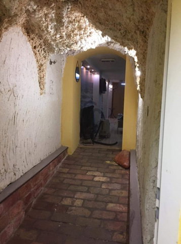 Eladó ipari ingatlan, Budapesten, IX. kerületben 52.9 M Ft