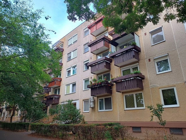 Eladó panellakás, Debrecenben, István úton 72 M Ft, 3 szobás