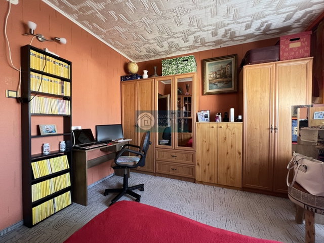 Eladó panellakás, Kazincbarcikán 22.5 M Ft, 2 szobás