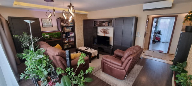 Eladó téglalakás, Debrecenben 114.9 M Ft, 3 szobás