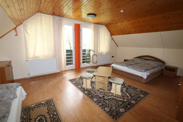 Eladó családi ház, Siófokon 299 M Ft, 5 szobás