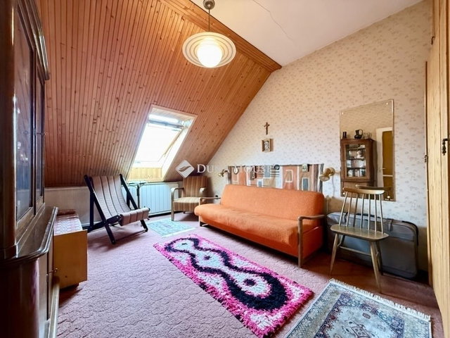 Eladó téglalakás, Szegeden 72.9 M Ft, 4 szobás