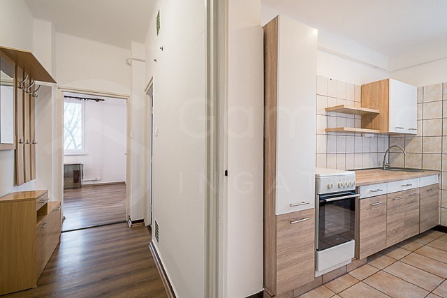 Kiadó téglalakás, albérlet, Miskolcon 135 E Ft / hó, 3 szobás