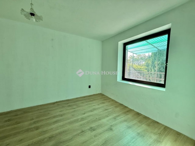 Eladó családi ház, Cserkúton 16.9 M Ft, 2 szobás