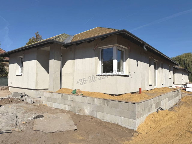Eladó ikerház, Gödöllőn 99.9 M Ft, 4 szobás