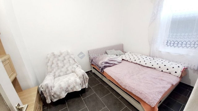 Eladó családi ház, Nagykőrösön 33.5 M Ft, 5 szobás