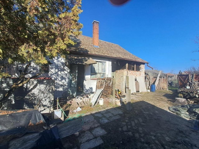 Eladó családi ház, Apátfalván 16.25 M Ft, 3 szobás
