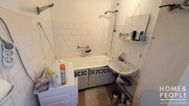 Eladó téglalakás, Hódmezővásárhelyen 38.5 M Ft, 2 szobás