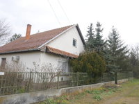 Eladó családi ház, Tápiószőlősön 32.9 M Ft, 3 szobás