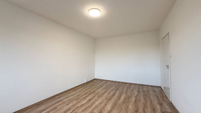 Kiadó panellakás, albérlet, Debrecenben 170 E Ft / hó, 2 szobás