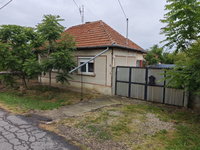 Eladó családi ház, Gyulán 39.9 M Ft, 2 szobás