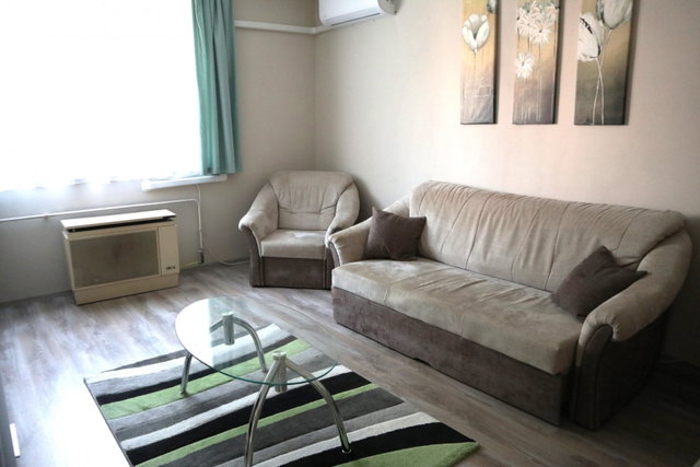 Kiadó téglalakás, albérlet, Szegeden 150 E Ft / hó, 1+1 szobás