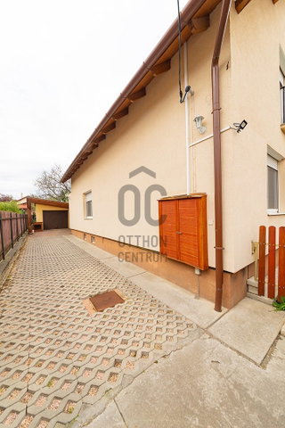 Eladó családi ház, Kistarcsán 124.99 M Ft, 6 szobás