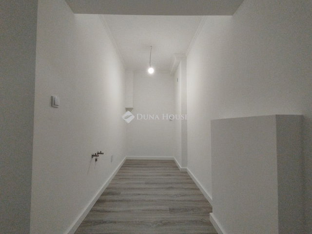 Eladó téglalakás, Budapesten, XI. kerületben 54.99 M Ft