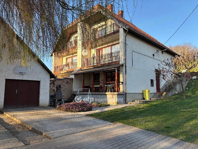 Eladó ikerház, Tabon 64.9 M Ft, 5 szobás / költözzbe.hu