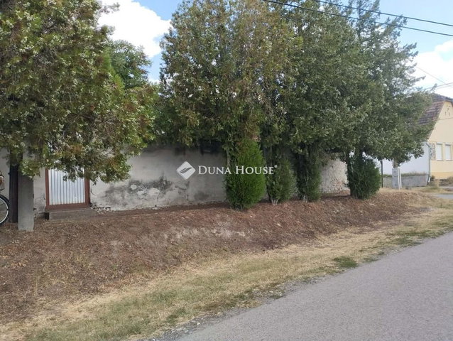Eladó családi ház, Hercegszántón 5.5 M Ft, 3 szobás