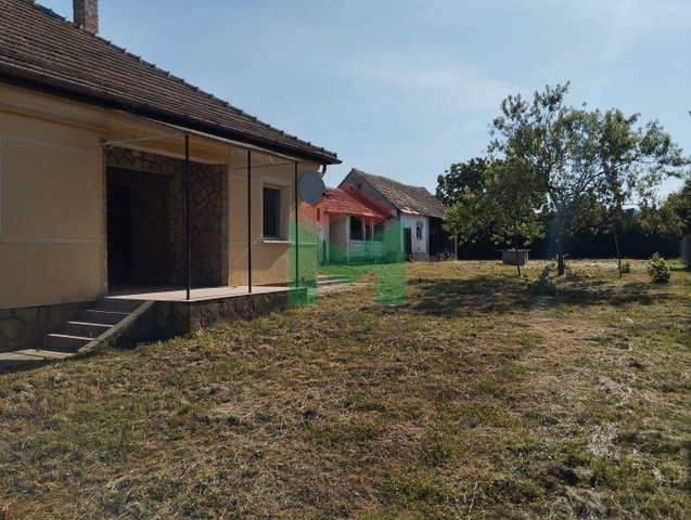 Eladó családi ház, Marcaliban 29.8 M Ft, 4 szobás
