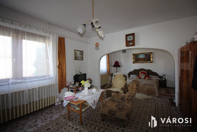 Eladó családi ház, Hódmezővásárhelyen 84 M Ft, 6 szobás