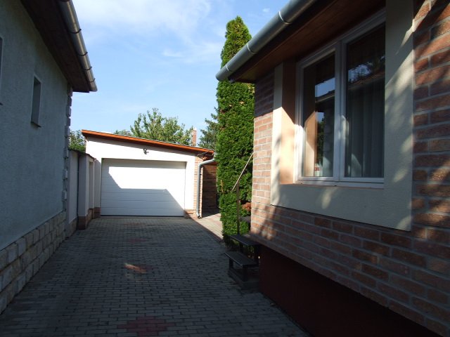 Eladó családi ház, Gyulán, Hársfa utcában 110 M Ft, 3+1 szobás