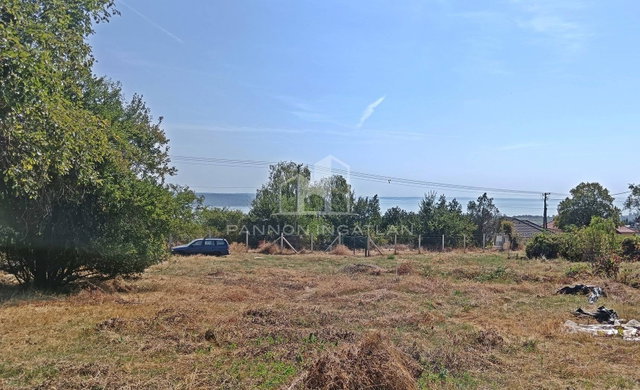 Eladó mezogazdasagi ingatlan, Balatonalmádiban 69 M Ft