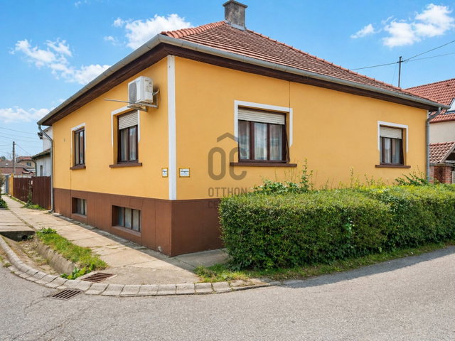 Eladó családi ház, Dunaharasztin 89.99 M Ft, 4 szobás