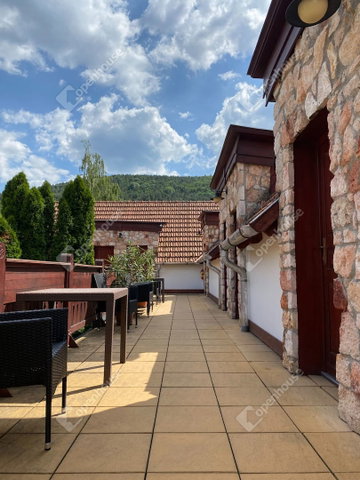 Eladó hotel, Miskolcon 950 M Ft, 14 szobás / költözzbe.hu