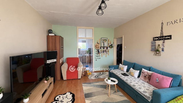 Eladó téglalakás, Egerben 37.5 M Ft, 2 szobás
