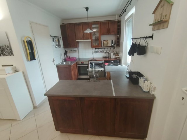 Kiadó téglalakás, albérlet, Szegeden, Bem utcában 260 E Ft / hó