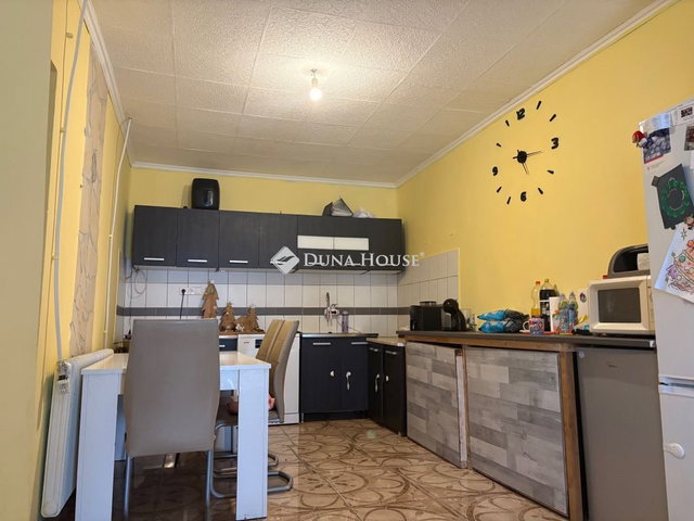Eladó családi ház, Enyingen 32 M Ft, 4 szobás
