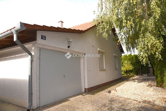 Eladó családi ház, Nagykozáron, Nyírfa utcában 84.9 M Ft