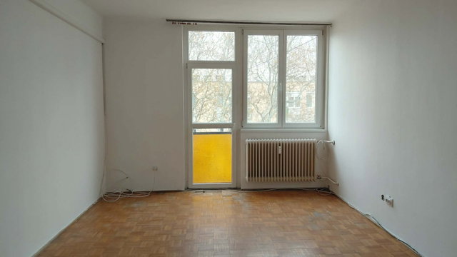 Eladó téglalakás, Nyíregyházán 35.7 M Ft, 1+2 szobás